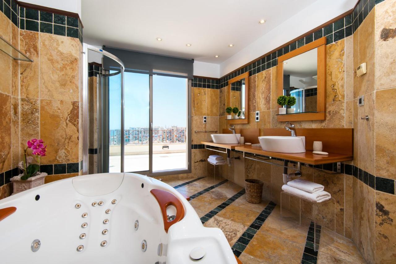 Ph Bellagio: Luxurious And Romantic Duplex Penthouse With Private Pool & Sea Views Benalmadena Exterior photo